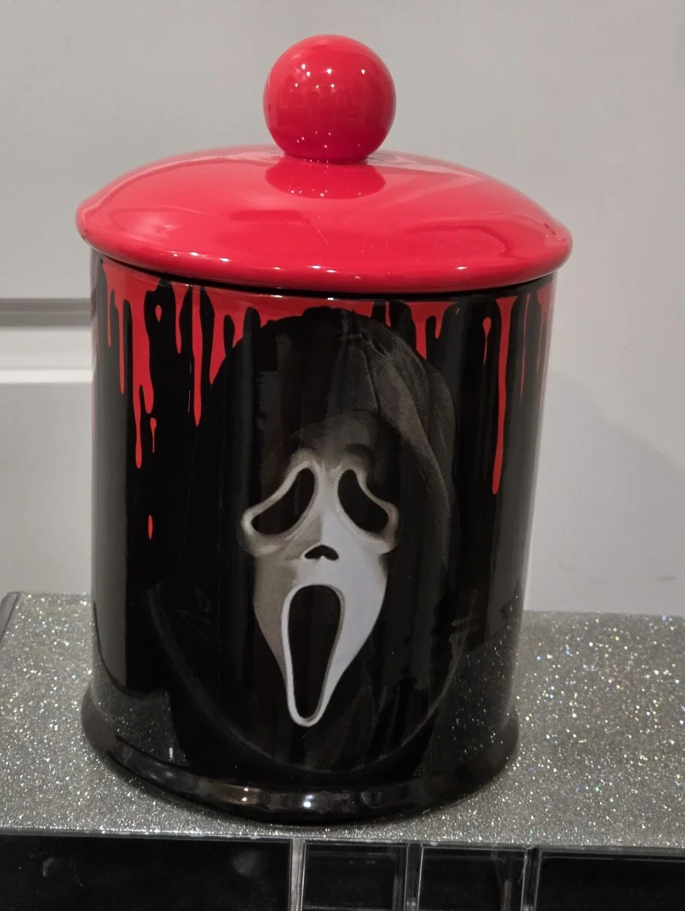 Bioworld ceramic canister